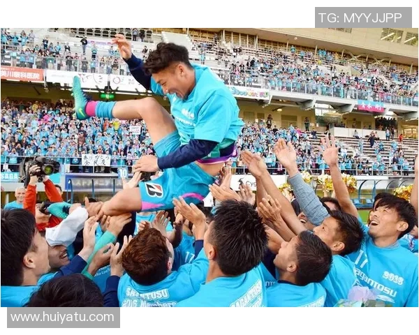 2018年J联赛川崎前锋与鸟栖沙岩激战回顾与精彩瞬间分析